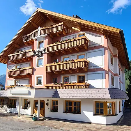 Hotel Garni Serfauserhof