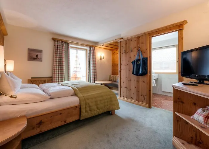 Garni Serfauserhof 4*